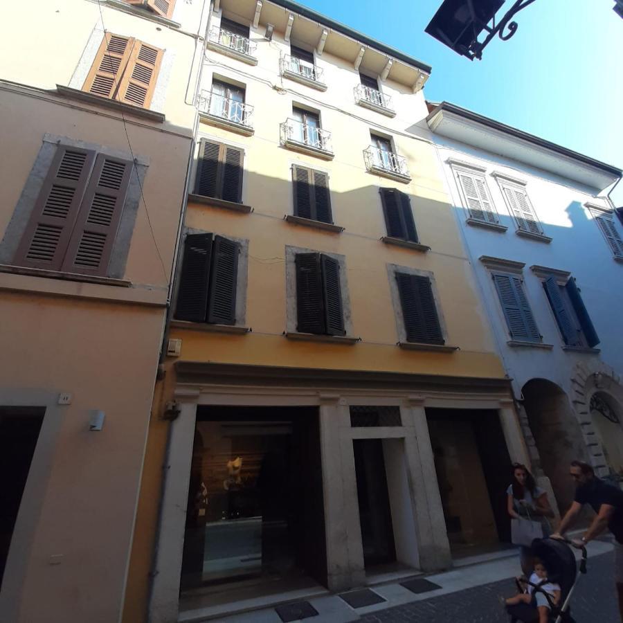Loft Trabucco - In The Heart Of Salo City Center, Lake View, 4 Rooms 외부 사진